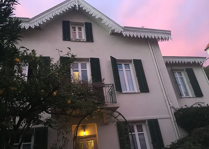 Hotel Chalet De L'Isere Cannes